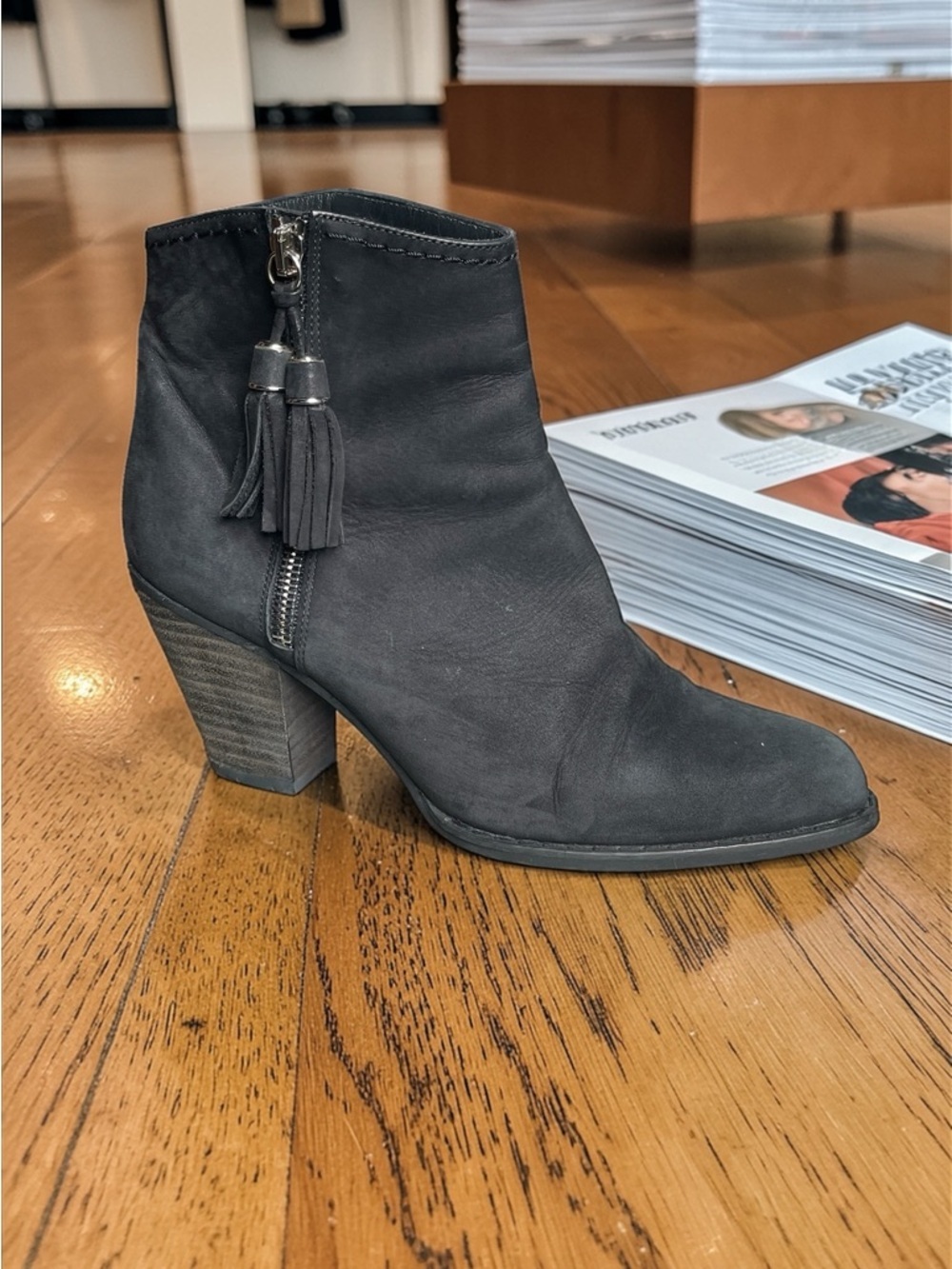 Stuart Weitzman Black Suede Ankle Boots Size 7 Tassel Zip Block Heel